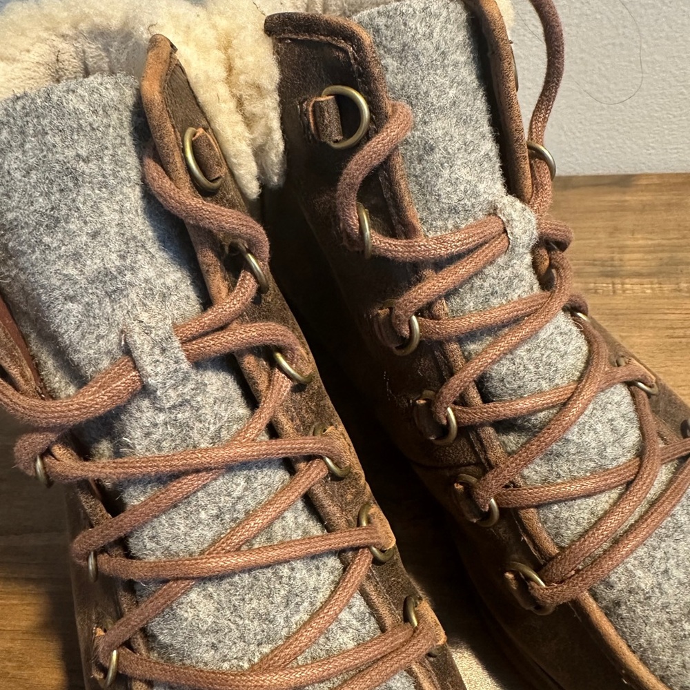 Sorel - Picture 3 of 9
